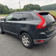 2010 VOLVO XC60 In excellent condition