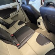 2010 VOLVO XC60 T6 R-DESIGN AWD In excellent condition