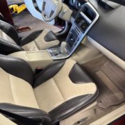 2010 VOLVO XC60 T6 R-DESIGN AWD In excellent condition
