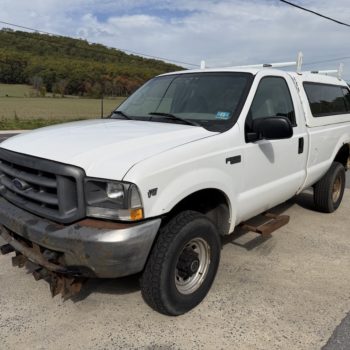 1999 FORD F350 in good mechanical condition. With 188k miles