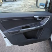 2012 VOLVO XC60 absolutely Nothing wrong with this car