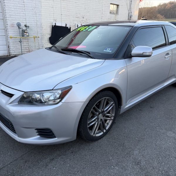 2011 SCION tC In excellent condition. With 157k miles