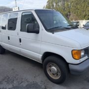 2006 FORD E-150 XLT Good Condition.