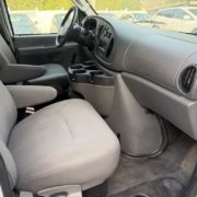 2006 FORD E-150 XLT Good Condition.